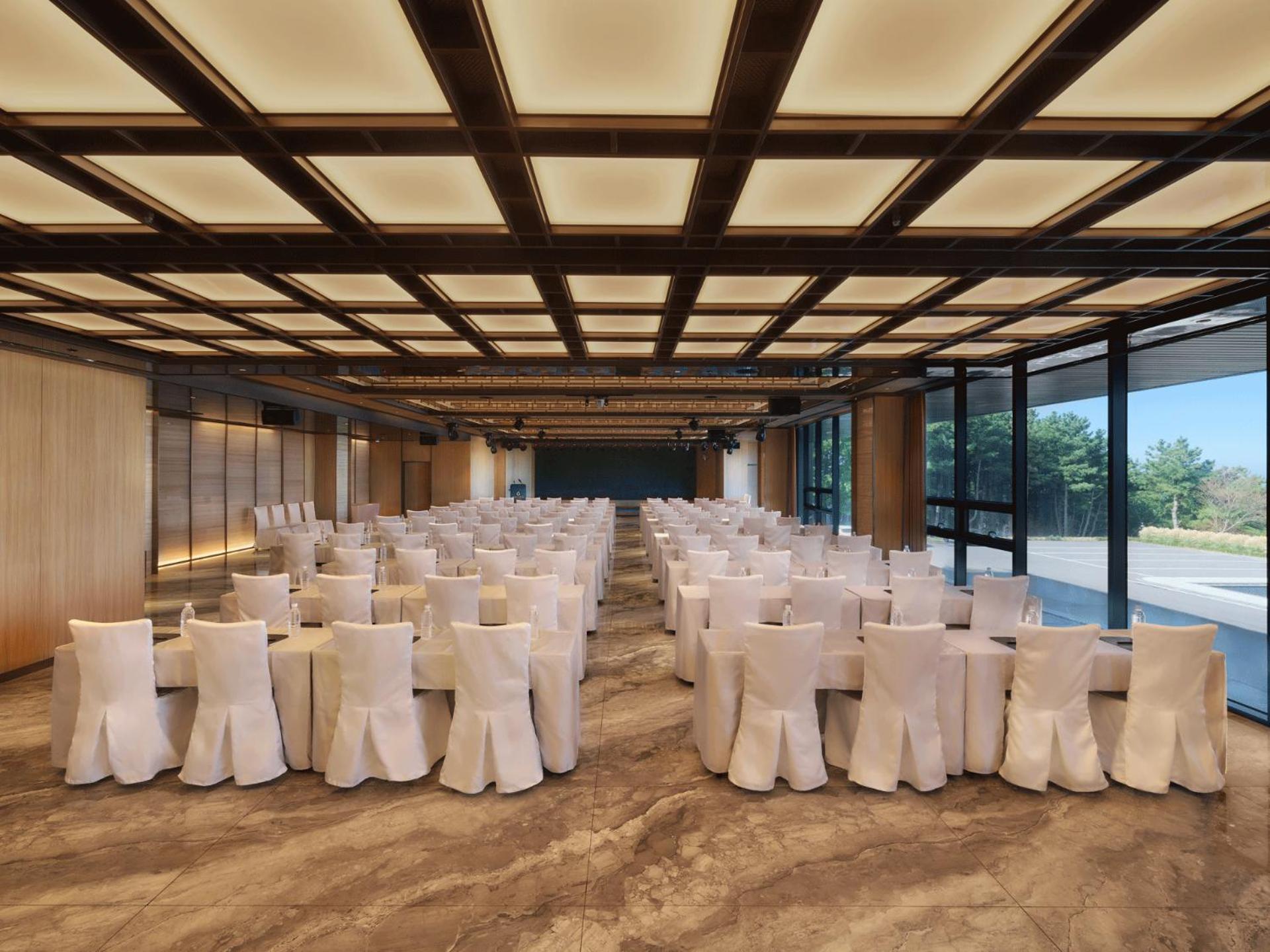 Amber Pure Hill Hotels & Resorts Jeju Exterior photo